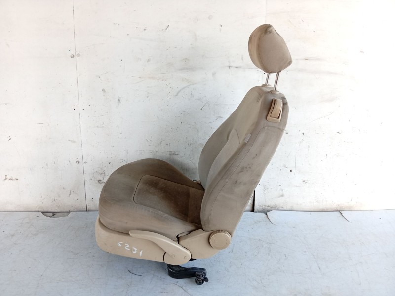 Recambio de asiento para volvo v50 (545) 2.0 d referencia OEM IAM   