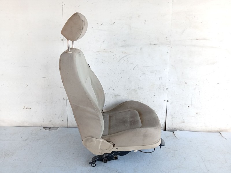 Recambio de asiento para volvo v50 (545) 2.0 d referencia OEM IAM   