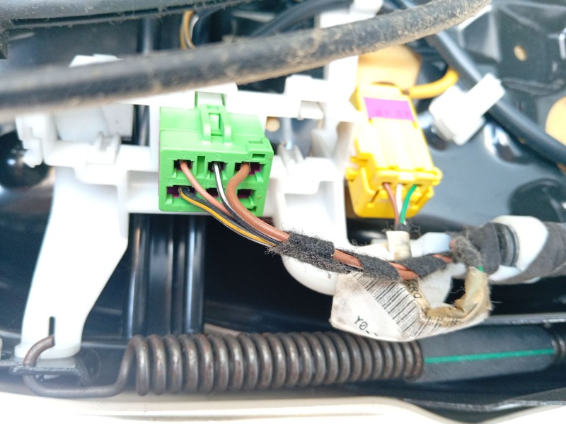 Recambio de asiento para volvo v50 (545) 2.0 d referencia OEM IAM   