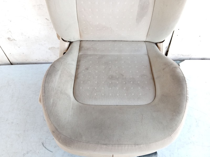 Recambio de asiento para volvo v50 (545) 2.0 d referencia OEM IAM   