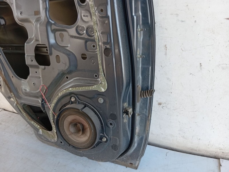 Recambio de puerta trasera izquierda para nissan micra iii (k12) 1.2 16v referencia OEM IAM 82101AX130  