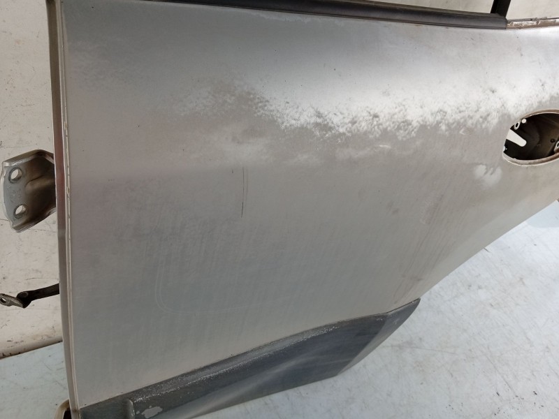 Recambio de puerta trasera izquierda para hyundai santa fe (sm) referencia OEM IAM   