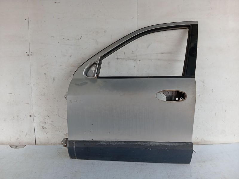 Recambio de puerta delantera izquierda para hyundai santa fe (sm) referencia OEM IAM   