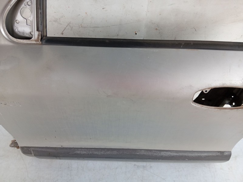 Recambio de puerta delantera izquierda para hyundai santa fe (sm) referencia OEM IAM   