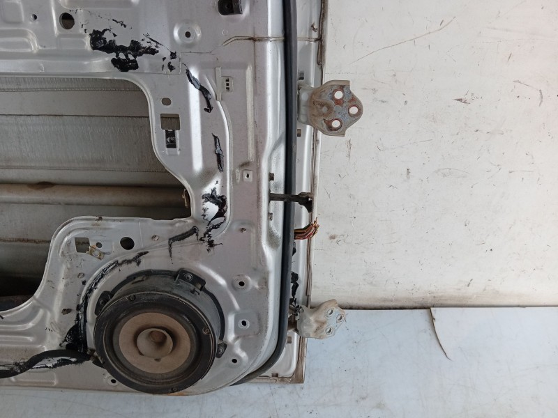 Recambio de puerta delantera izquierda para hyundai santa fe (sm) referencia OEM IAM   