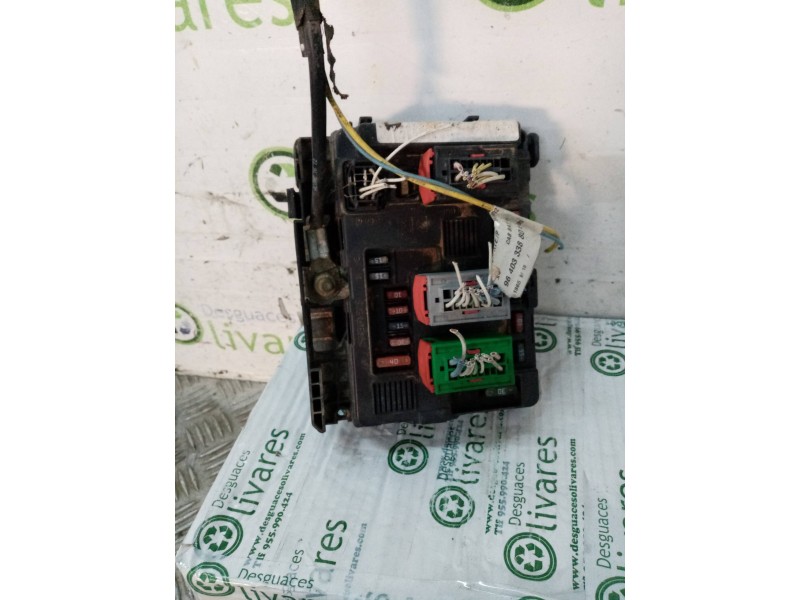 Recambio de caja reles / fusibles para citroen c5 berlina 2.0 hdi sx   |   0.01 - ... | 2001 - 2004 | 109 cv / 80 kw referencia 