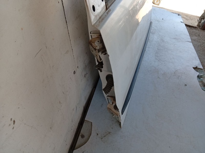 Recambio de puerta delantera izquierda para citroën c2 (jm_) 1.4 hdi referencia OEM IAM 9002T1  