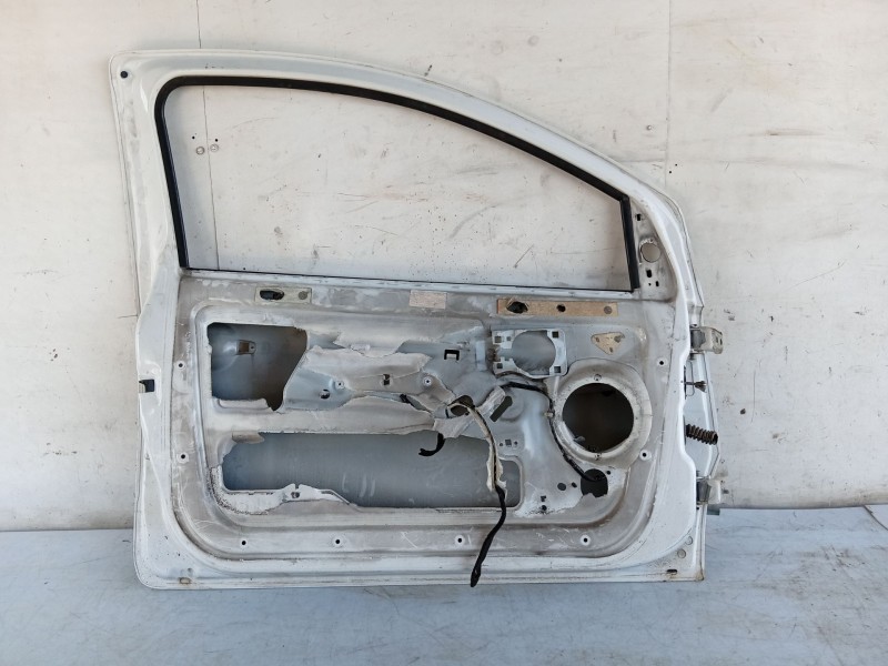 Recambio de puerta delantera izquierda para citroën c2 (jm_) 1.4 hdi referencia OEM IAM 9002T1  