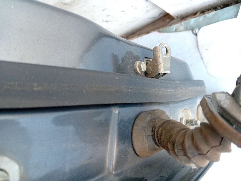 Recambio de puerta trasera derecha para nissan micra iii (k12) 1.2 16v referencia OEM IAM 82100AX130  