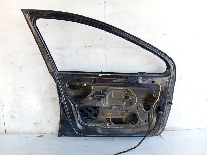 Recambio de puerta delantera izquierda para peugeot 307 break (3e) 1.6 hdi referencia OEM IAM   