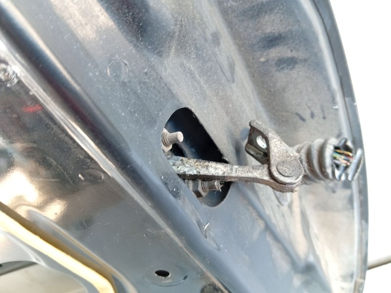 Recambio de puerta delantera izquierda para peugeot 307 break (3e) 1.6 hdi referencia OEM IAM   