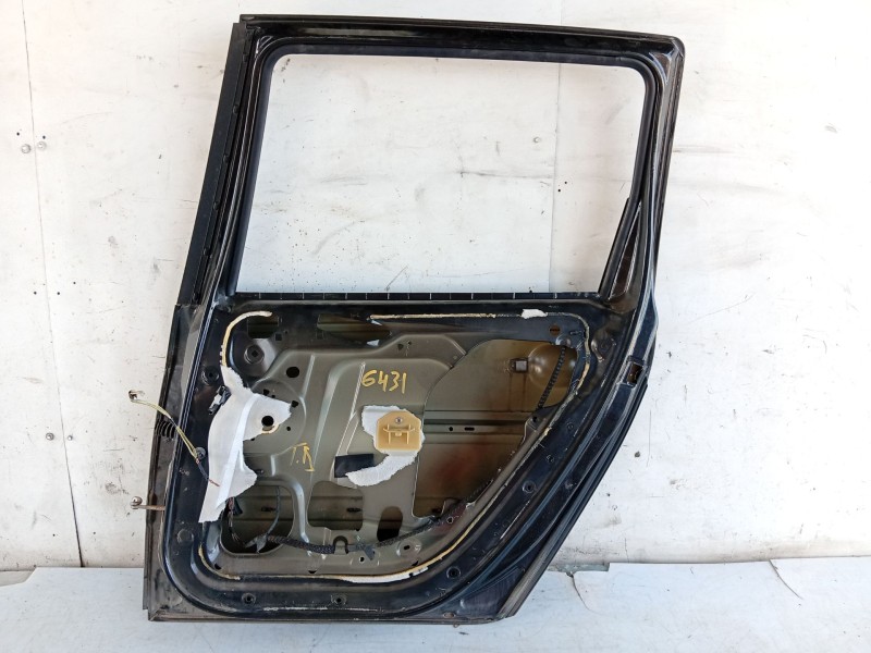 Recambio de puerta trasera derecha para peugeot 307 break (3e) 1.6 hdi referencia OEM IAM   