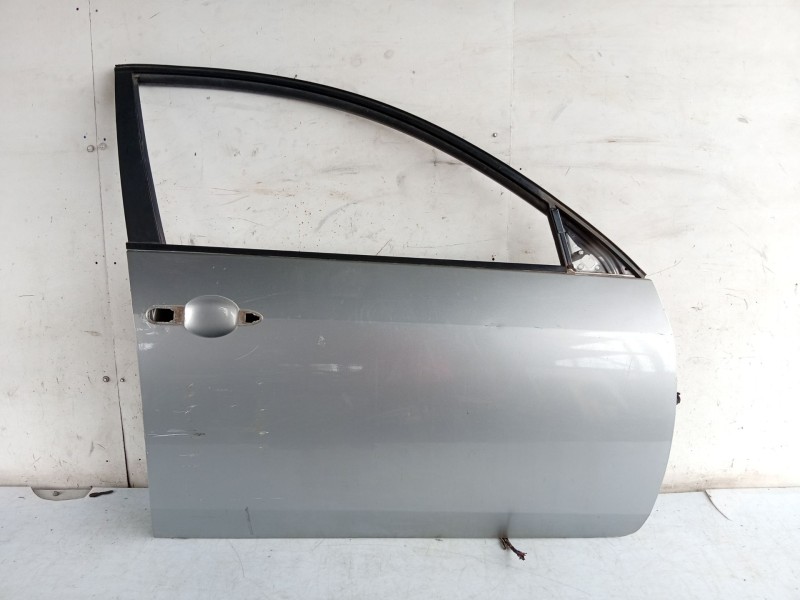 Recambio de puerta delantera derecha para nissan primera hatchback (p12) 1.6 referencia OEM IAM   