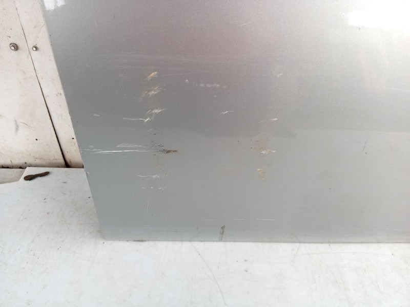 Recambio de puerta delantera derecha para nissan primera hatchback (p12) 1.6 referencia OEM IAM   