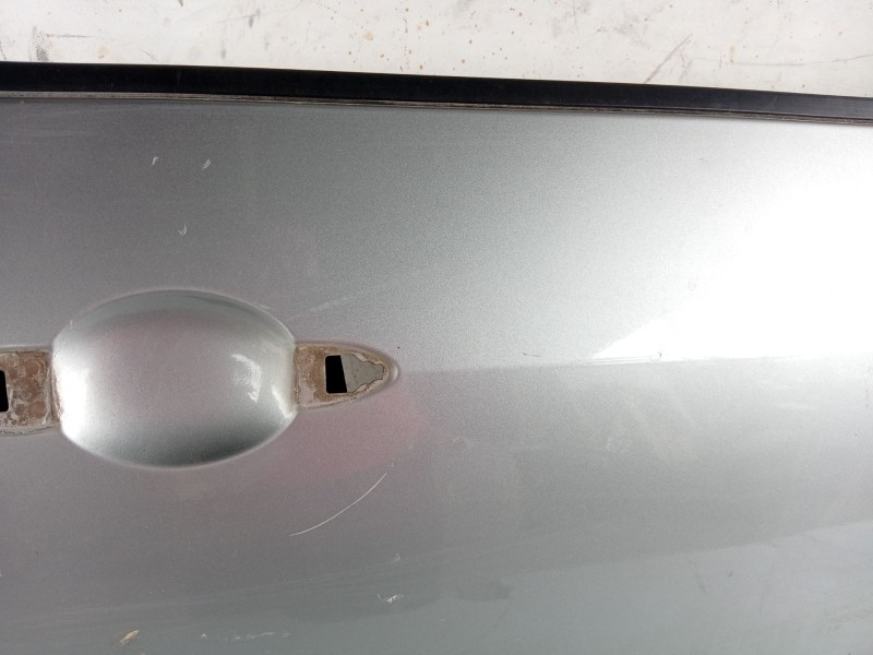 Recambio de puerta delantera derecha para nissan primera hatchback (p12) 1.6 referencia OEM IAM   