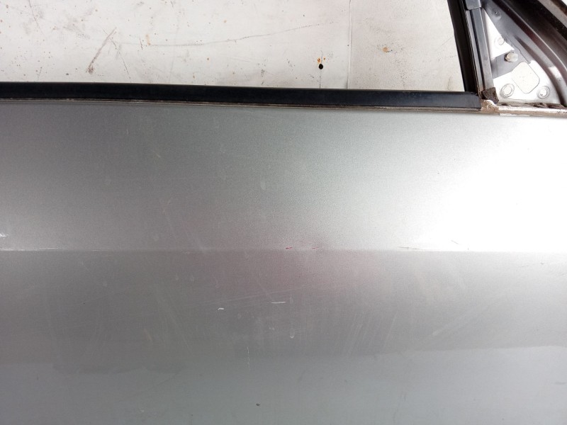 Recambio de puerta delantera derecha para nissan primera hatchback (p12) 1.6 referencia OEM IAM   