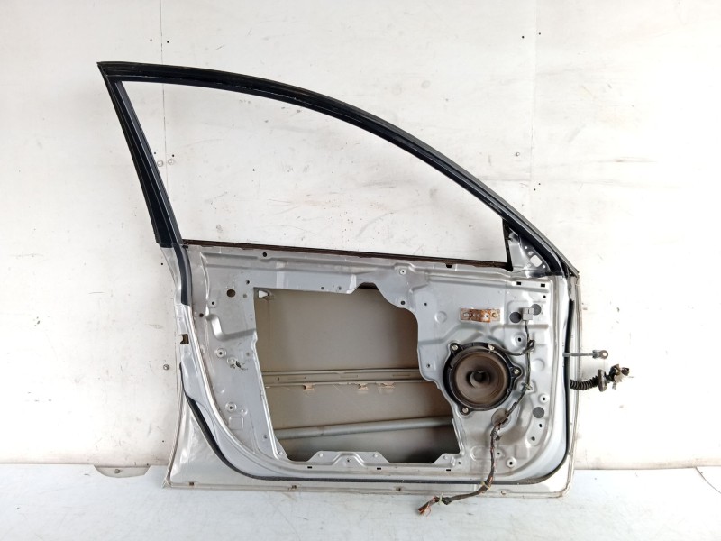 Recambio de puerta delantera izquierda para nissan primera hatchback (p12) 1.6 referencia OEM IAM   