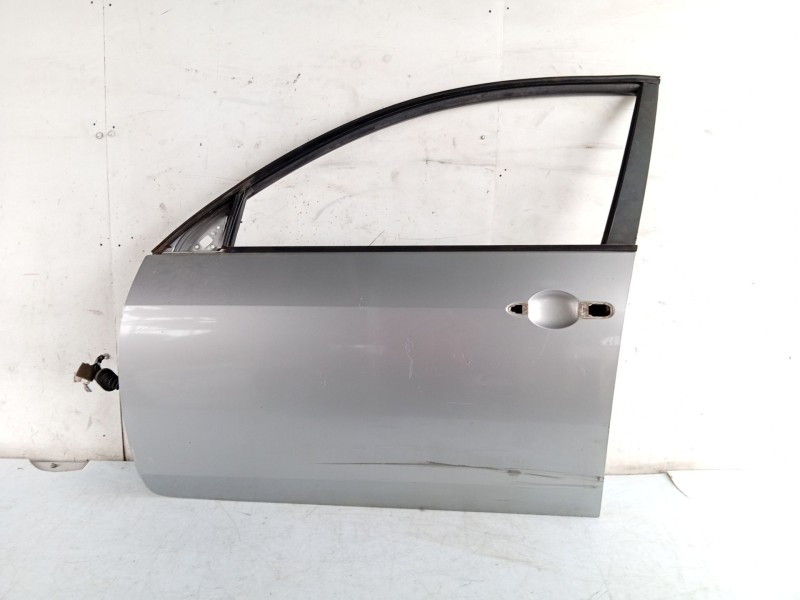 Recambio de puerta delantera izquierda para nissan primera hatchback (p12) 1.6 referencia OEM IAM   