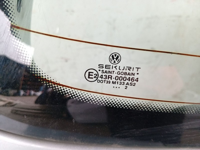 Recambio de porton trasero para volkswagen polo iv (9n_, 9a_) 1.2 referencia OEM IAM 6Q6827025R  