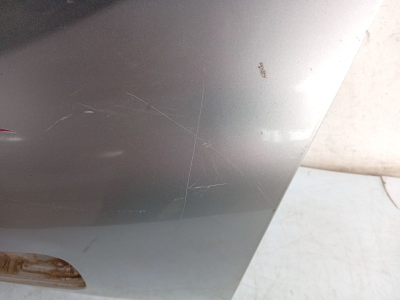 Recambio de porton trasero para nissan primera hatchback (p12) 1.6 referencia OEM IAM   