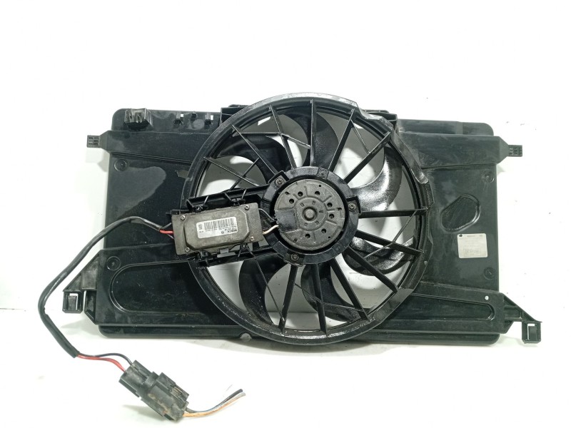 Recambio de electroventilador para volvo v50 (545) 2.0 d referencia OEM IAM 31261987  