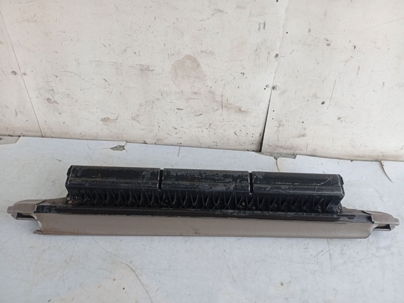 Recambio de bandeja trasera para volvo v50 (545) 2.0 d referencia OEM IAM 30740424  