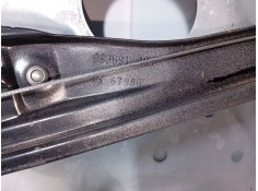 Recambio de elevalunas delantero derecho para mercedes-benz clase m (w164) ml 280 cdi 4-matic (164.120) referencia OEM IAM 16472 2