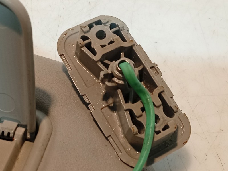 Recambio de parasol izquierdo para volvo v50 (545) 2.0 d referencia OEM IAM 30676438  