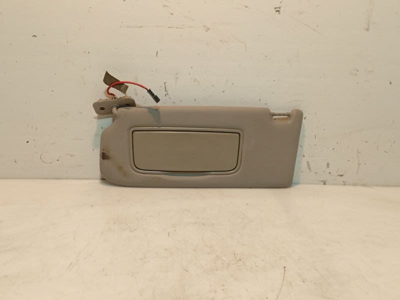 Recambio de parasol derecho para volvo v50 (545) 2.0 d referencia OEM IAM 30740082  