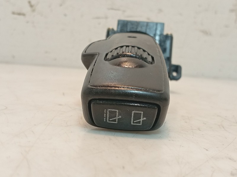 Recambio de mando limpia para volvo v50 (545) 2.0 d referencia OEM IAM   