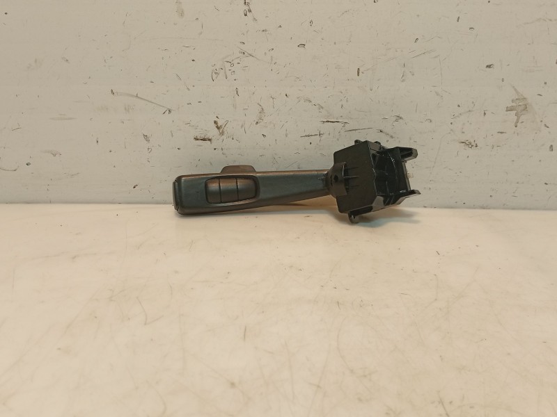 Recambio de mando intermitentes para volvo v50 (545) 2.0 d referencia OEM IAM   