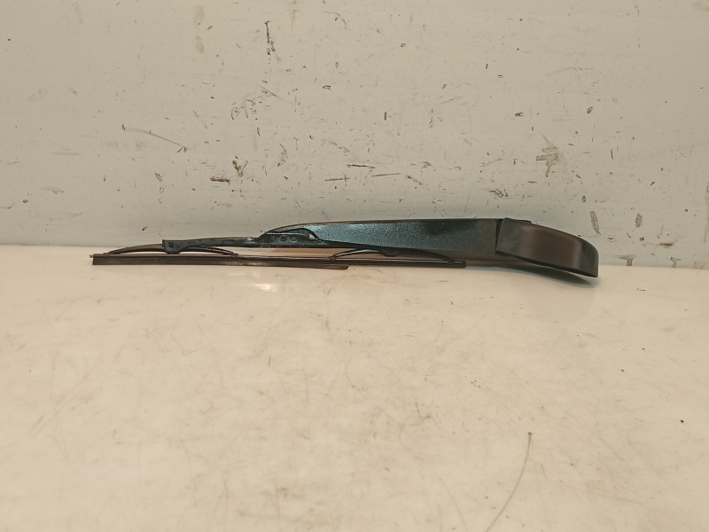 Recambio de brazo limpia trasero para volvo v50 (545) 2.0 d referencia OEM IAM 30753273  