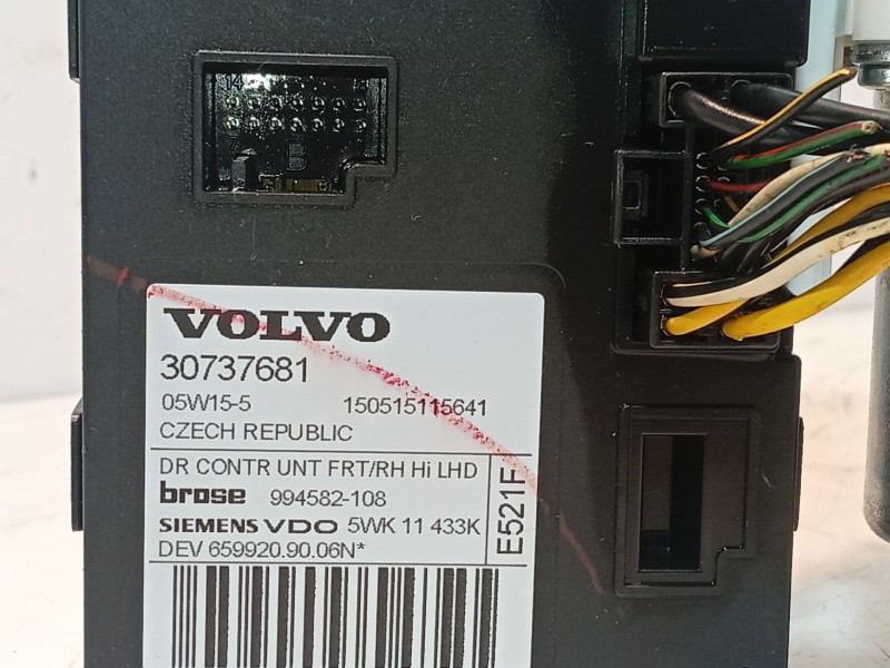 Recambio de motor elevalunas delantero derecho para volvo v50 (545) 2.0 d referencia OEM IAM   
