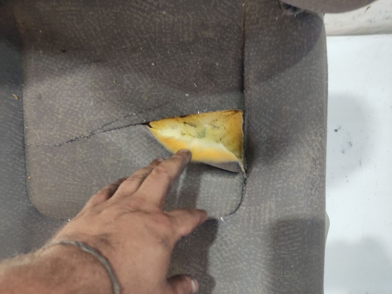 Recambio de asiento delantero izquierdo para nissan interstar (x70) referencia OEM IAM   