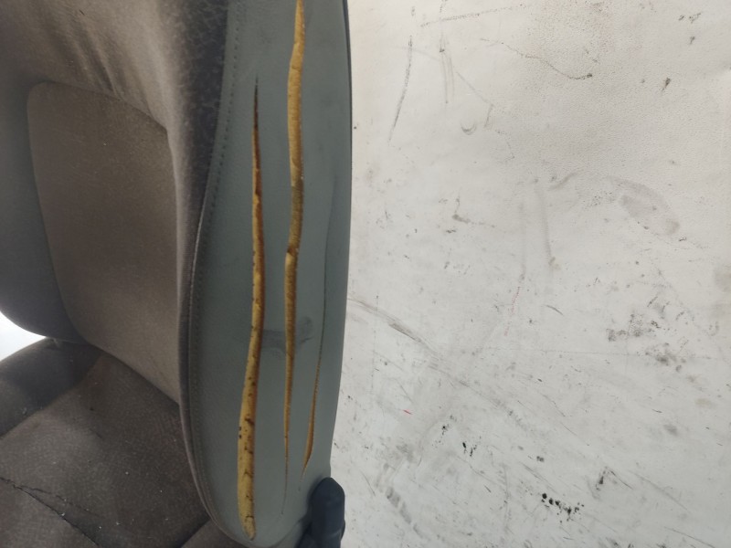 Recambio de asiento delantero izquierdo para nissan interstar (x70) referencia OEM IAM   