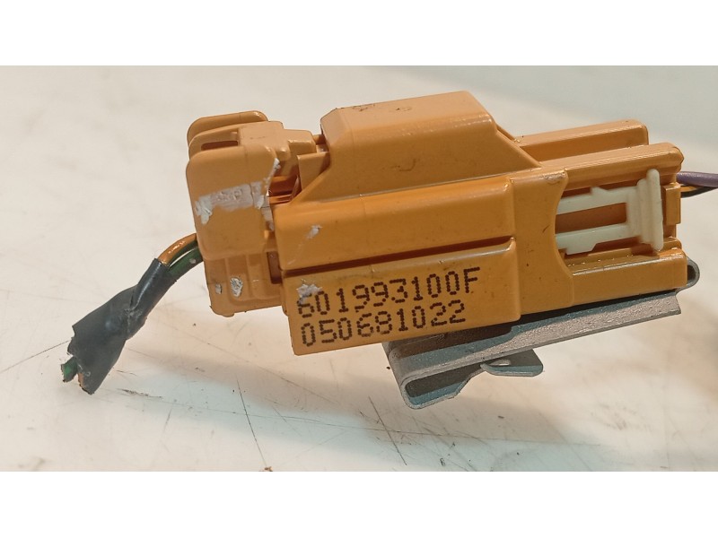 Recambio de anclaje cinturon trasero izquierdo para volvo v50 (545) 2.0 d referencia OEM IAM   