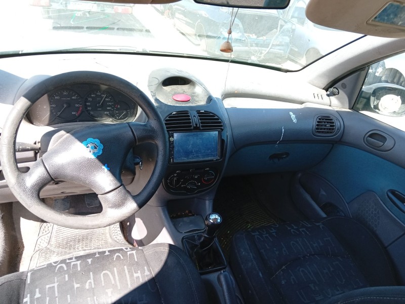peugeot 206 hatchback (2a/c) del año 1999