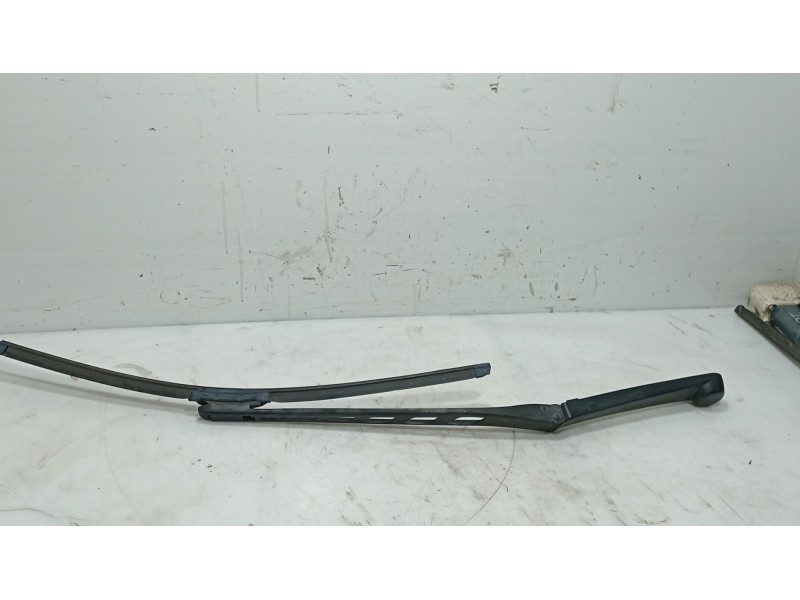 Recambio de brazo limpia delantero izquierdo para bmw 5 (e60) 525 d referencia OEM IAM 61619449959  