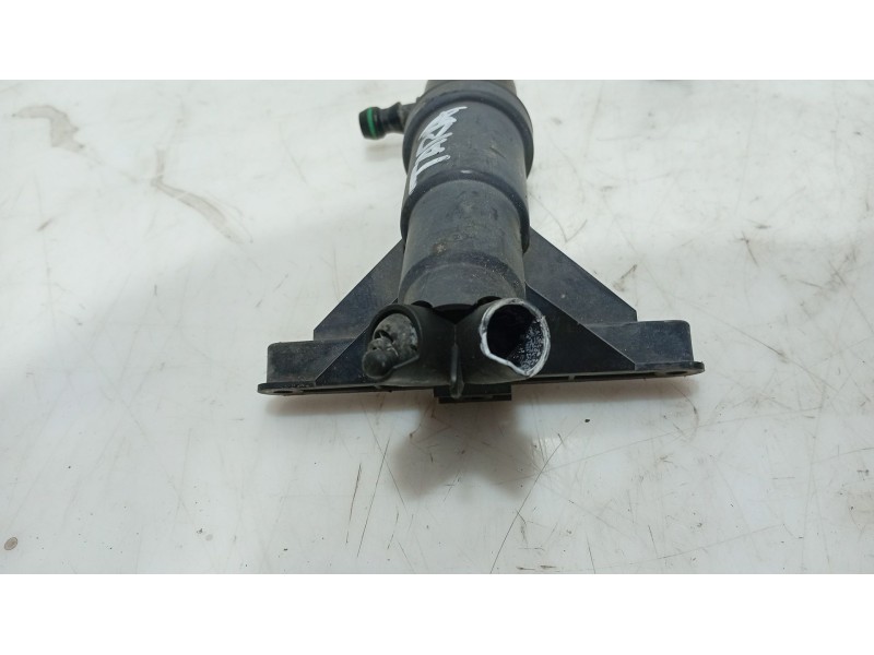 Recambio de eyector lavaparab para bmw 5 (e60) 525 d referencia OEM IAM   