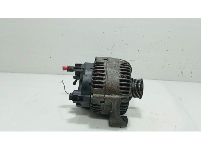 Recambio de alternador para bmw 5 (e60) 525 d referencia OEM IAM 12317799204 / 12317797522  