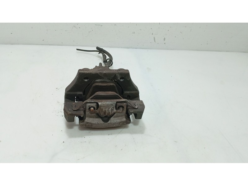 Recambio de pinza freno trasera derecha para bmw 5 (e60) 525 d referencia OEM IAM 34216765212 / 34216758058  