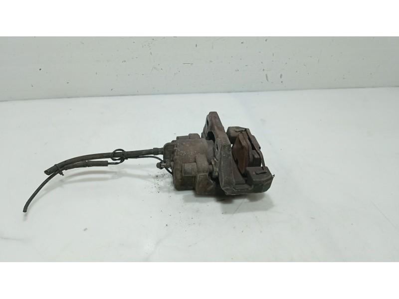 Recambio de pinza freno trasera derecha para bmw 5 (e60) 525 d referencia OEM IAM 34216765212 / 34216758058  