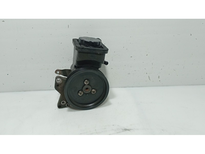 Recambio de bomba direccion para bmw 5 (e60) 525 d referencia OEM IAM 32416783431  