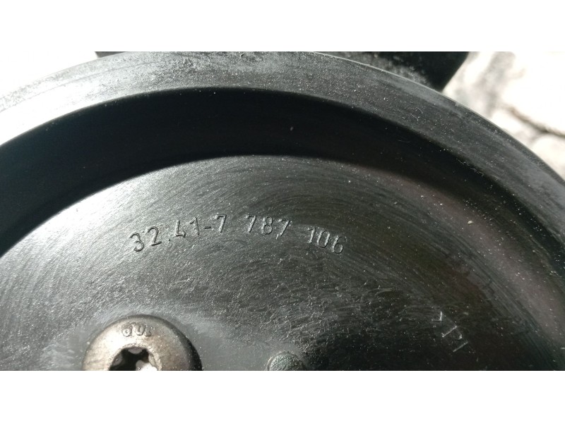 Recambio de bomba direccion para bmw 5 (e60) 525 d referencia OEM IAM 32416783431  