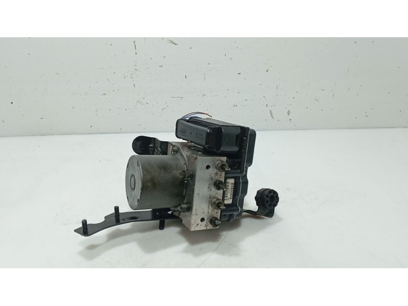 Recambio de abs para bmw 5 (e60) 525 d referencia OEM IAM 34516766625  