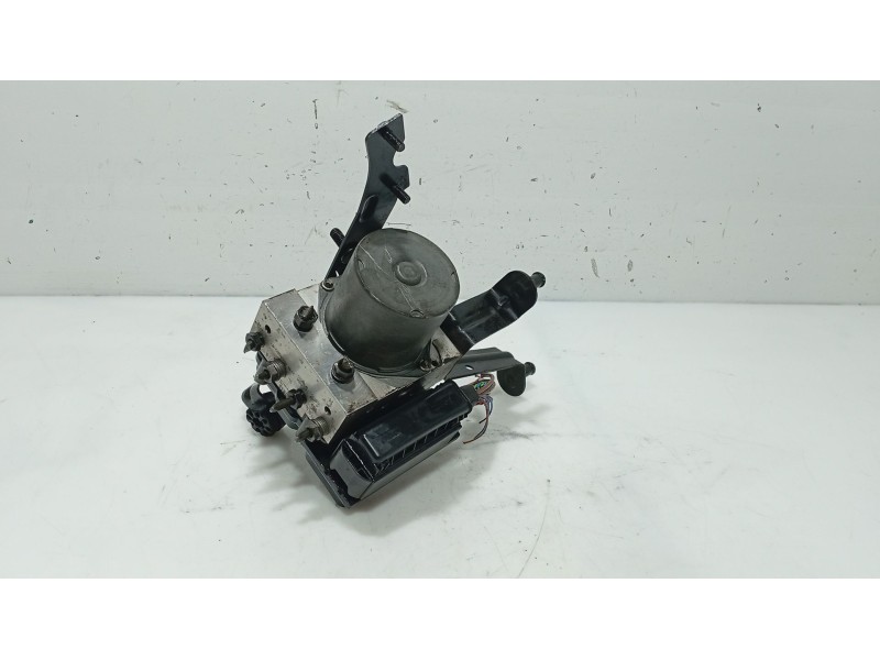 Recambio de abs para bmw 5 (e60) 525 d referencia OEM IAM 34516766625  