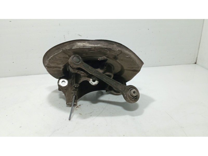 Recambio de mangueta trasera izquierda para bmw 5 (e60) 525 d referencia OEM IAM 33326770905  