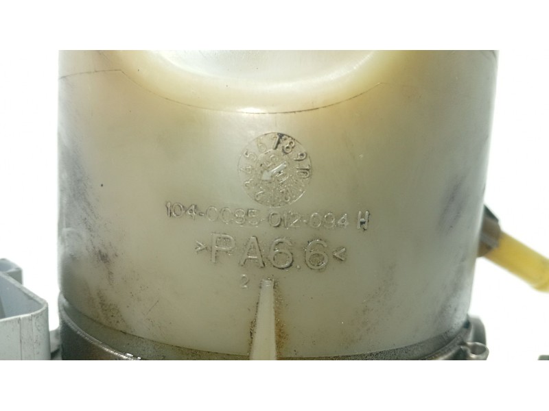 Recambio de bomba direccion para volvo v50 (545) 2.0 d referencia OEM IAM   