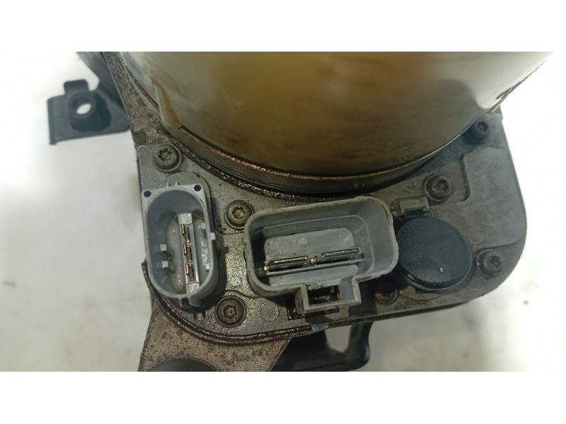 Recambio de bomba direccion para volvo v50 (545) 2.0 d referencia OEM IAM   