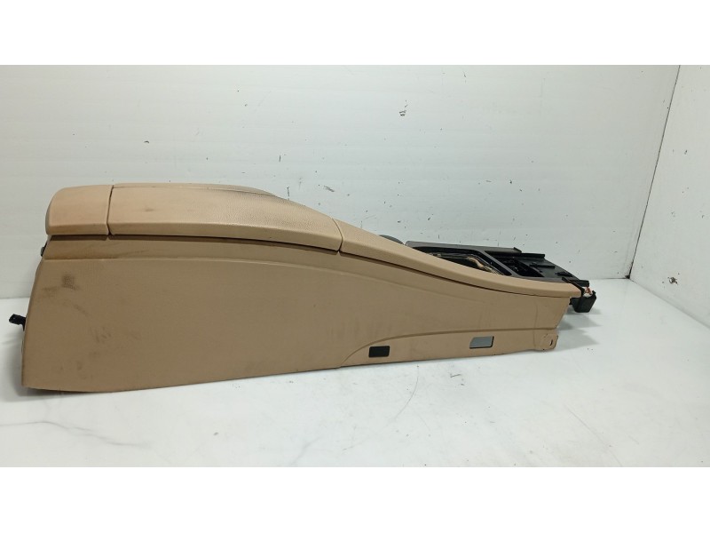 Recambio de moldura para bmw 5 (e60) 525 d referencia OEM IAM   